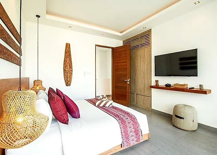 Incredible 4br 5 Mins Walk To The ホテル 4*