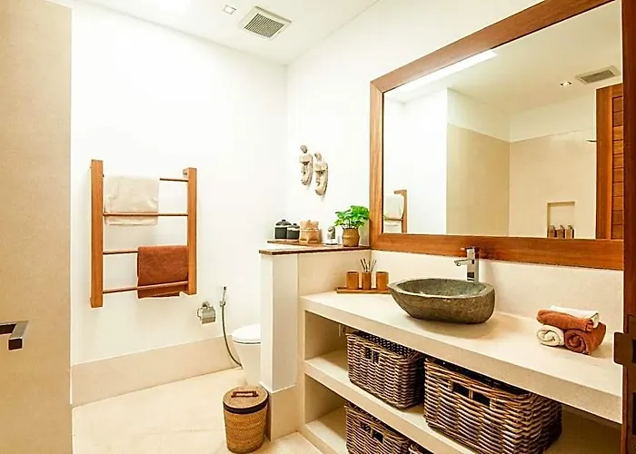 Incredible 4br 5 Mins Walk To The ホテル